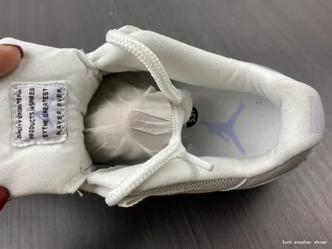 Reps LUCY Pure Violet Air Jordan 11 WMNS AH7860-101 Low 0514